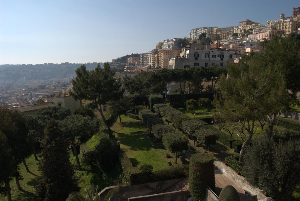 Hotel Casa Tolentino à Naples Extérieur photo