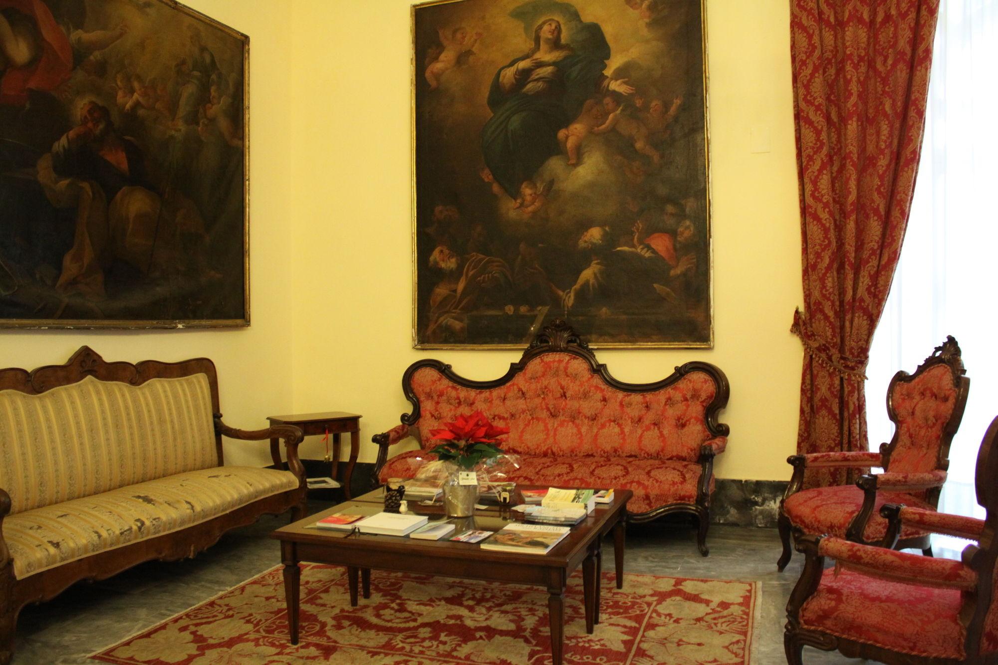 Hotel Casa Tolentino à Naples Extérieur photo
